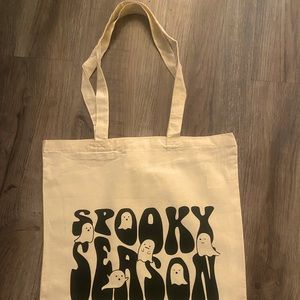 Spooky season tote 👻